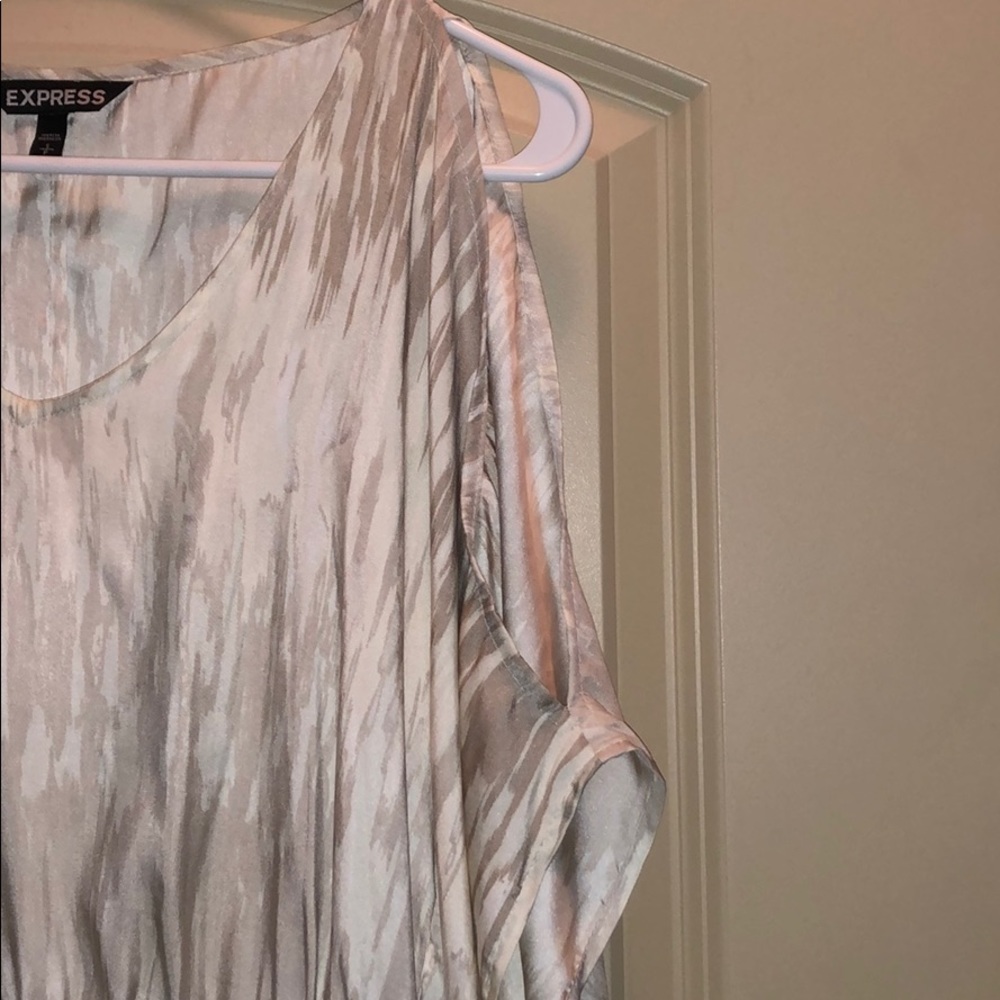 Express Top - Picture 3 of 5